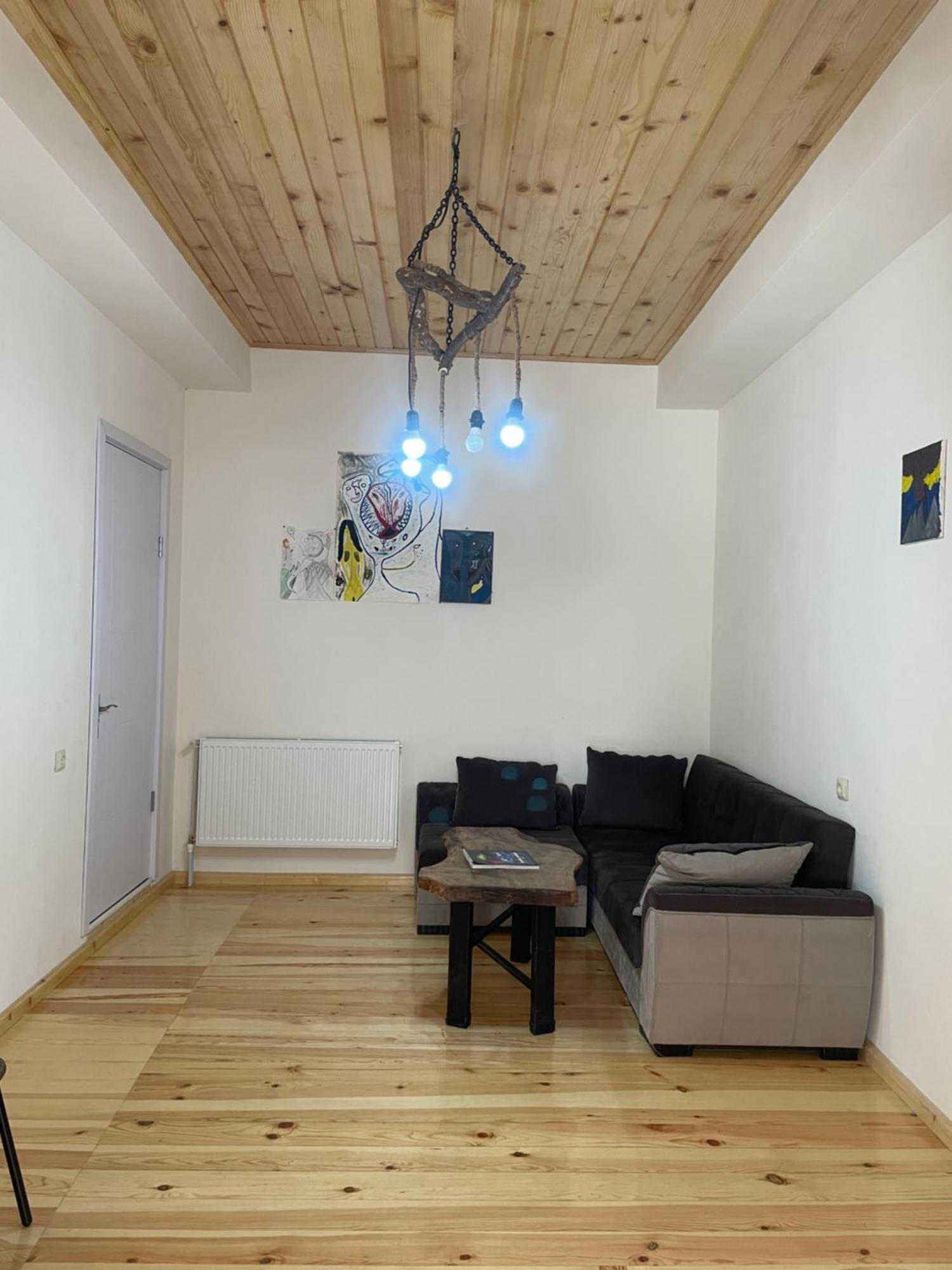 Mamuka Chartolani Guesthouse 메스티아 외부 사진